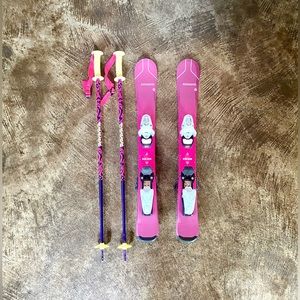 Kids 31” Rossignol Pro-Kid Junior Skis with poles